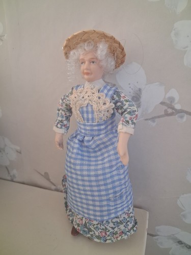 Old lady dolls - old,