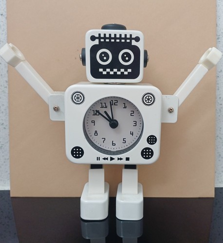 Robo clock - robo,