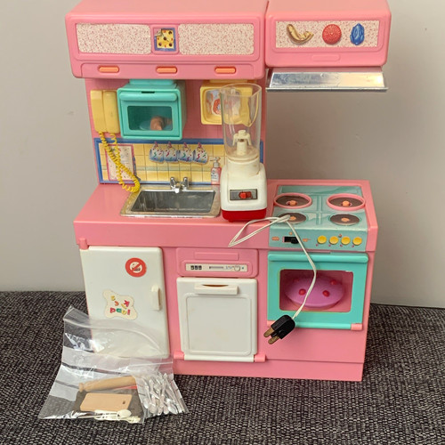 Sindy doll house kitchen - sindy, doll's