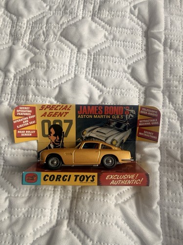Corgi rt26101 james bond - -,
