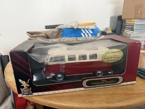Die cast scale road - 1:18,