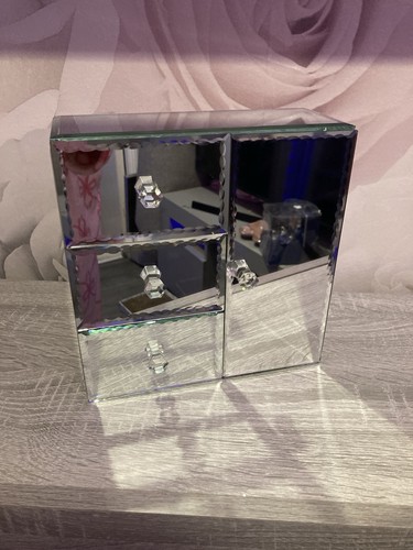 Mirrored glass jewellery - mirrored,