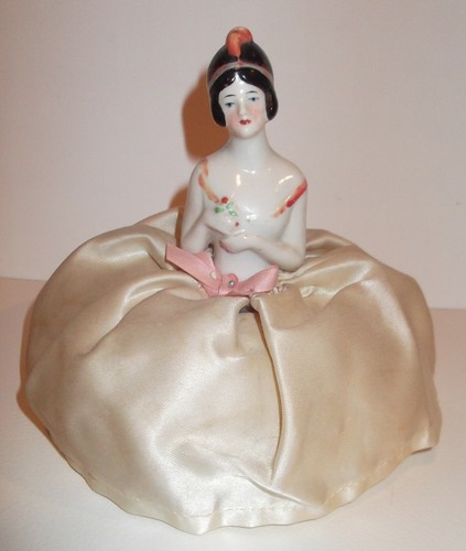 Vtg elegant porcelain pin - elegant,