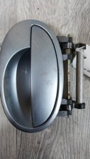 VAUX CORSA DESIGN 16V TWINPORT 5 Dr 03-06 DR HANDLE EX (REAR DRIVERSIDE) 22175