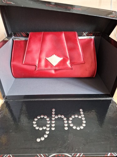 Ghd scarlet deluxe storage box - scarlet,