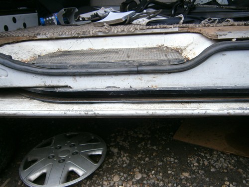 Side sliding door bottom - door,