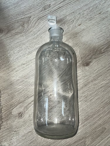 Apothecary glass bottle with - glass,