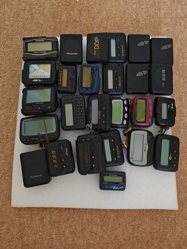 Lot vintage pagers - lot, 25