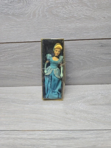 Vintage deagostini cinderella - vintage,