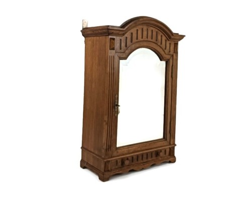 Gorgeous hand carved wooden