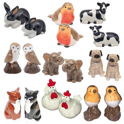 Salt and pepper shakers - pepper,