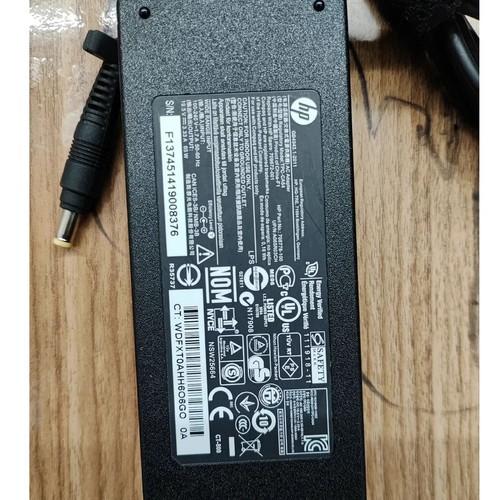 Tpc ca54 19v 33a - hp, 3.33a