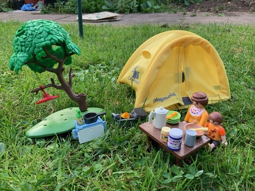 Playmobil family fun tent - family,
