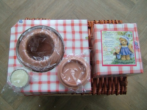 Brand new cherished teddies - brand,