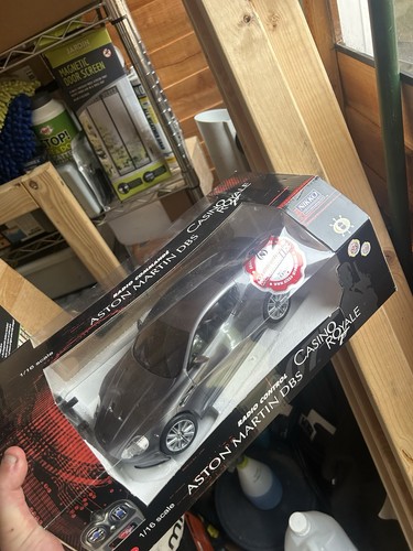 Nikko aston martin dbs - martin, casino