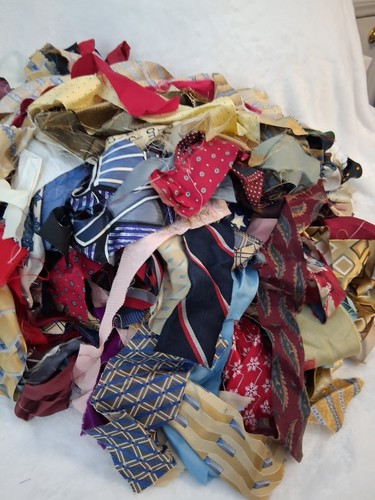 Lbs assorted silk scrap - 1-1/2,