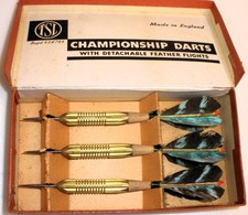 VINTAGE TSL  Championship Darts 150/272  Feather Flights In Original Box