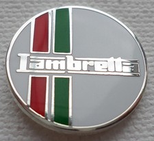 SCOOTER MOD BADGE - LAMBRETTA BADGE - TWO STRIPE - IN ITALIAN COLOURS - 20MMDIA