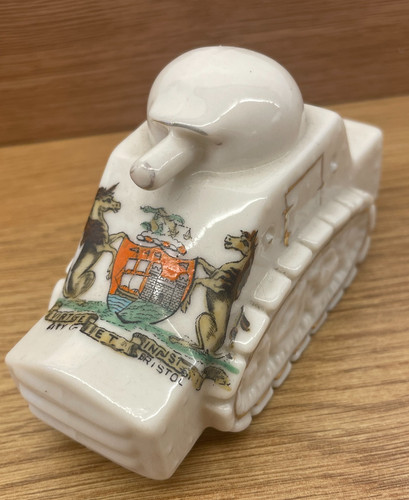 Crested china ww1 - china, armoured