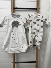 CARTERS (2) Gray Stars Print