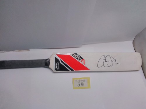 Cricket bat signed miniature - cricket,