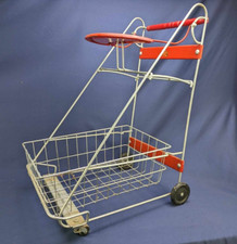 VINTAGE METAL SHOPPING CART