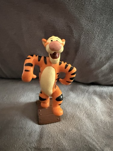 Disney classics winnie the - disney,