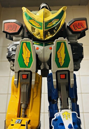 Mighty morphin power rangers - mighty,