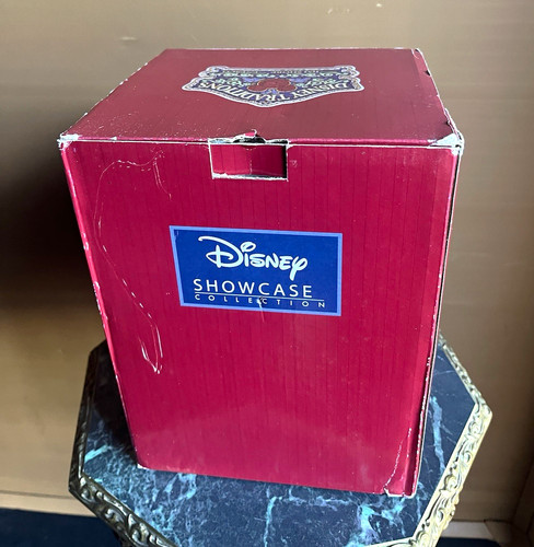 Disney showcase collection - showcase,