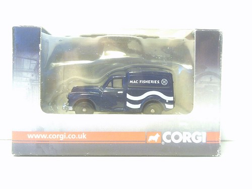 Corgi trackside morris minor - corgi,