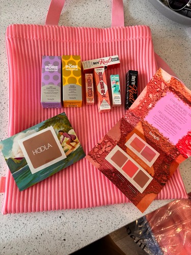 Benefit makeup gift bag - makeup,