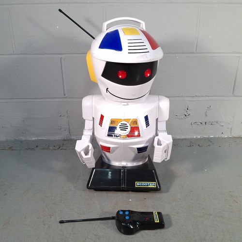 Scooter 2000 robot toy - 2000,