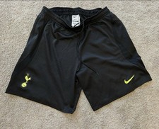 Large Men’s Tottenham Black