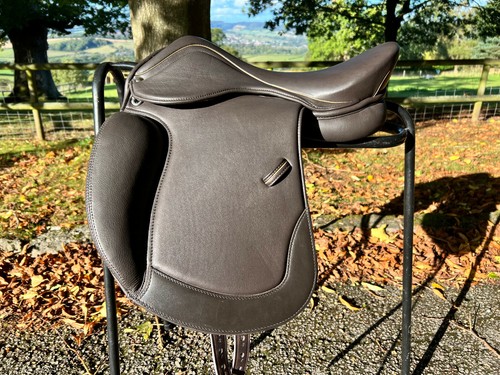 Treeless dressage native - treeless,