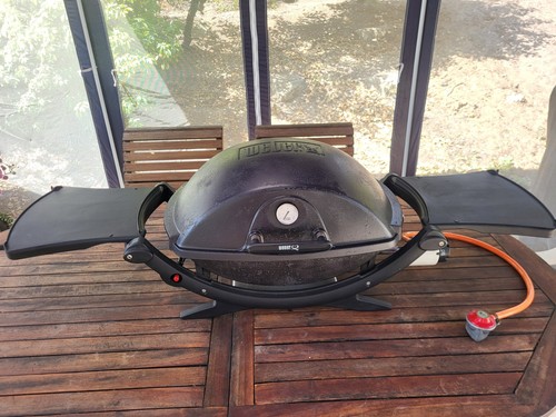 Weber q2200 gas barbecue with - weber,