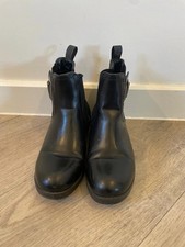 Women’s Black Boots Size 4