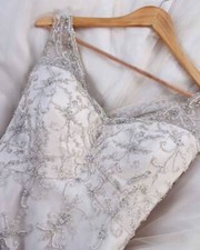 Pre-loved Sonsie By Veromia Champagne Wedding Dress Bridal Gown Size 24