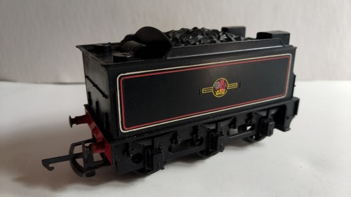 Hornby r150 lined black - oo,