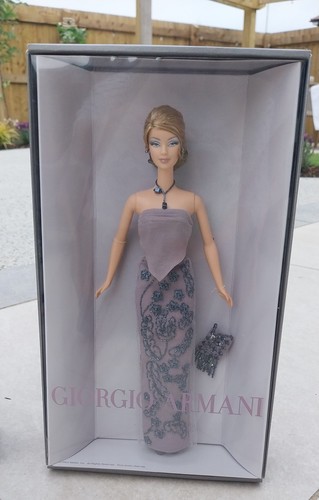 Barbie giorgio armani - barbie,
