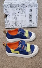 Boys,Girls CLARKS shoes Size 5 F,infant,kids,NEW,EUR 21,trainers,pumps