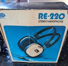 Ross RE-220 Headphones 