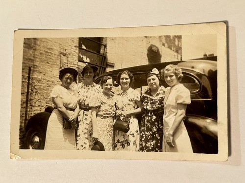 Vintage photo group girls - vintage,