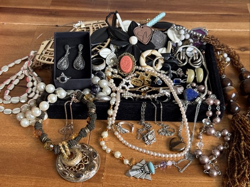 Ring display job lot vintage - job,