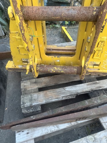 From one ton excavator - from,