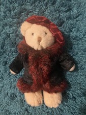 Natasha Russ Berrie Victorian