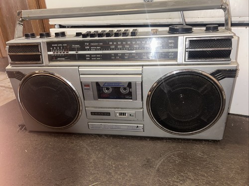 Vintage sanyo 9927k boombox - m-9927k,