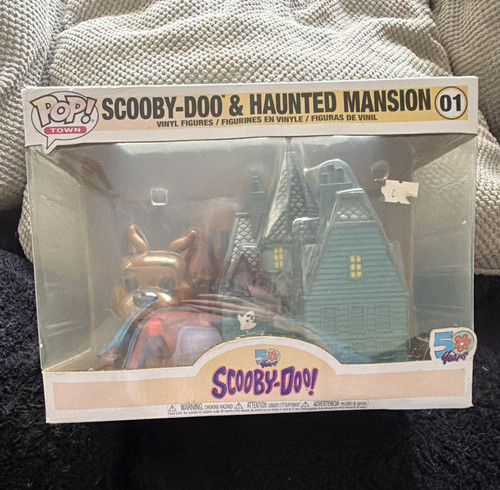 Funko pop town - pop!, scooby-doo