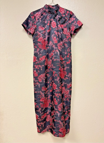 Vintage black red floral - &,