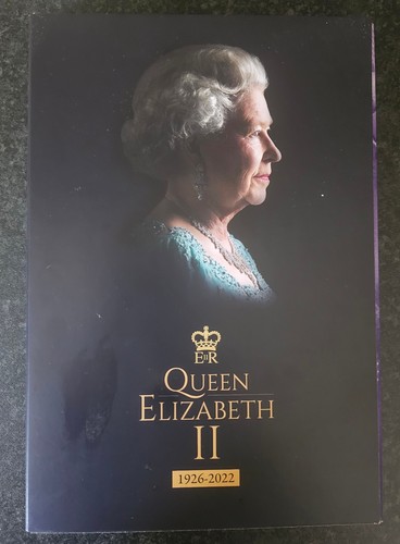 The queen elisabeth ii - queen,