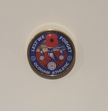 Oldham Athletic Lest We Forget 21mm Badge 